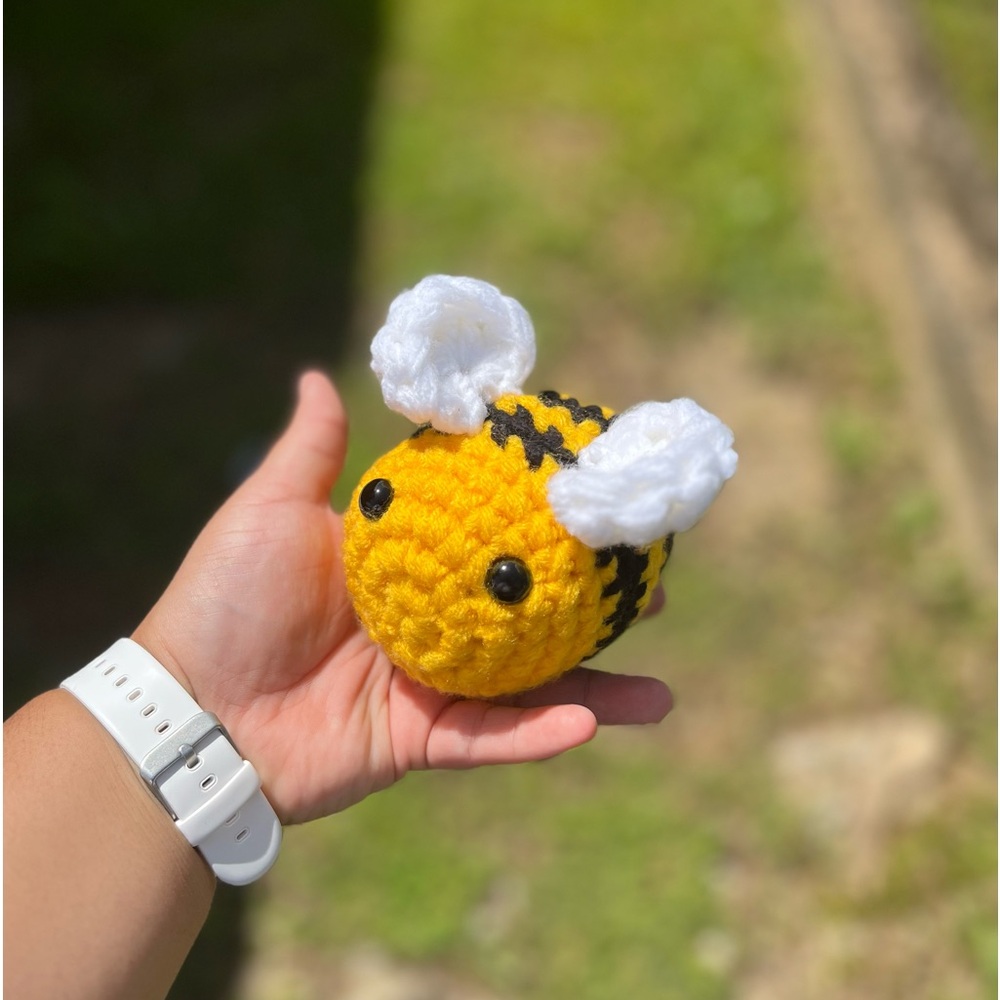 Bee Plushie Crochet